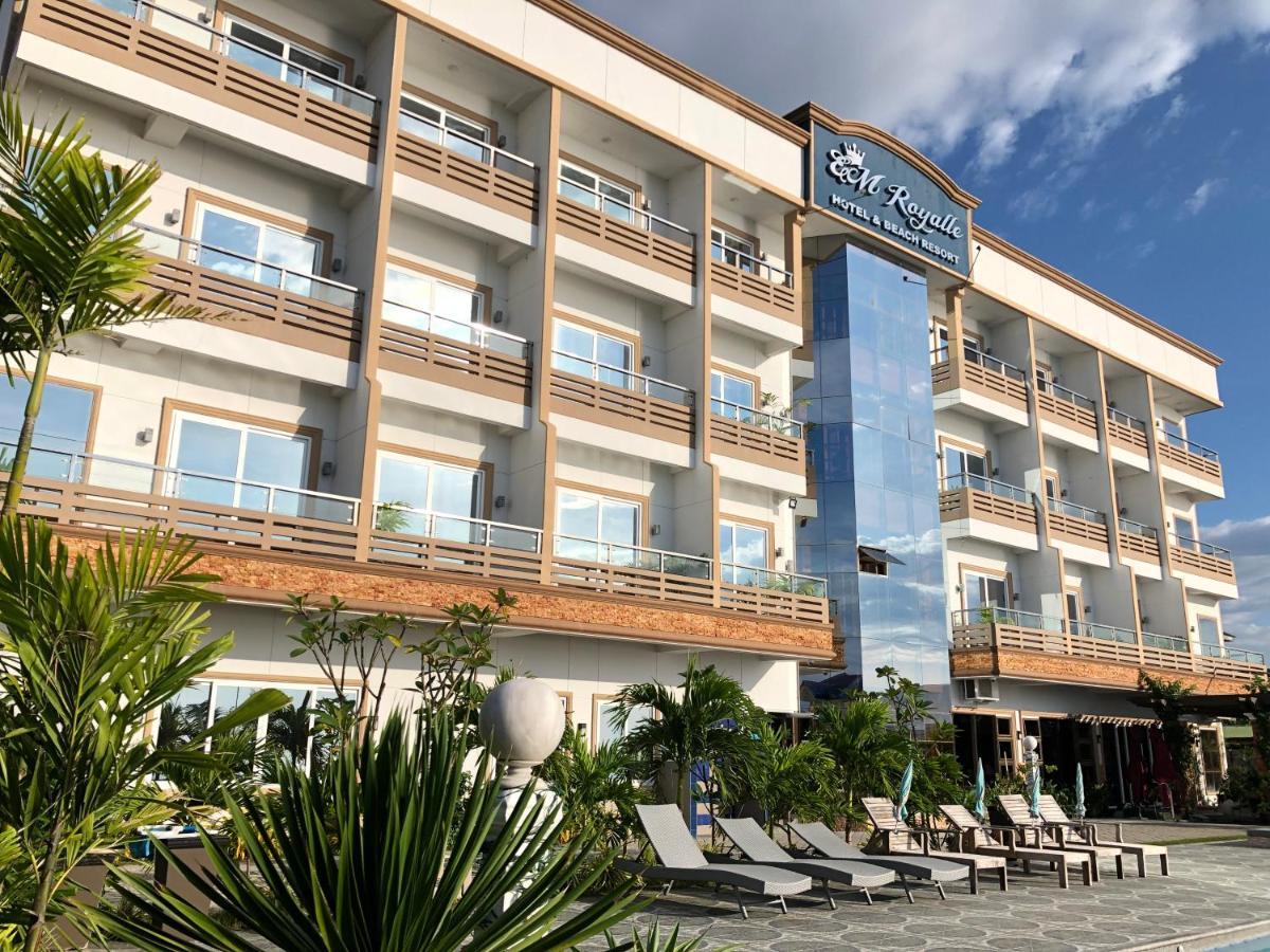 Em Royalle Hotel & Beach Resort San Juan  Extérieur photo